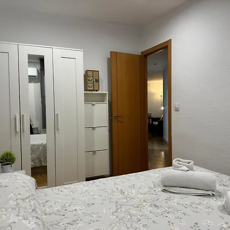 Apartamento Dona Berenguela Con Terraza Privada Cordoba